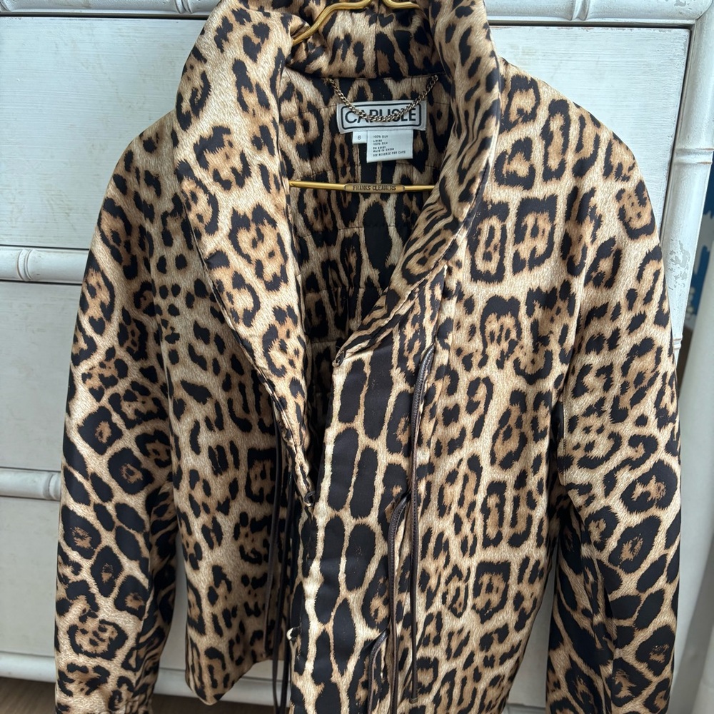 Vintage Carlisle Leopard Print 100% Silk Jacket size 6
